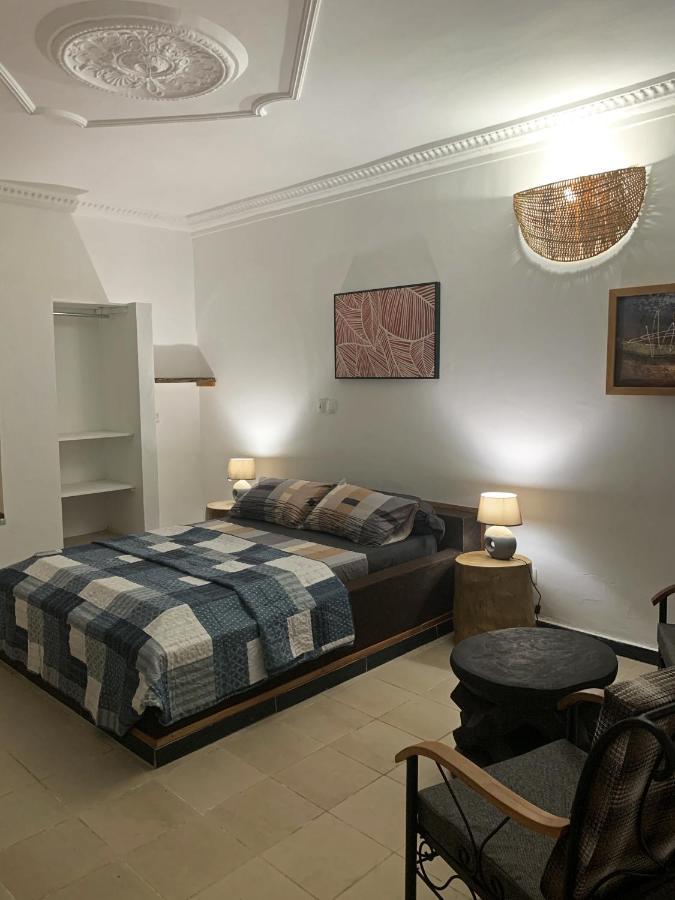 Hotel Blawa Abidjan Esterno foto